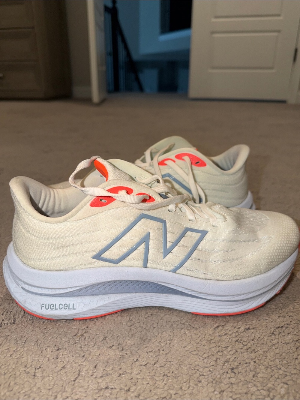 EUC Women’s New Balance Shoes